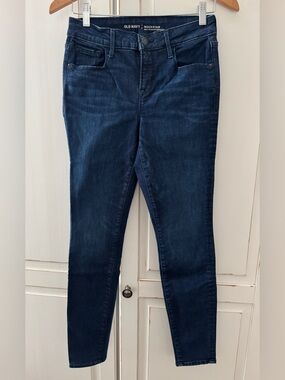 Old Navy Rockstar Built-In Sculpt Skinny Jeans